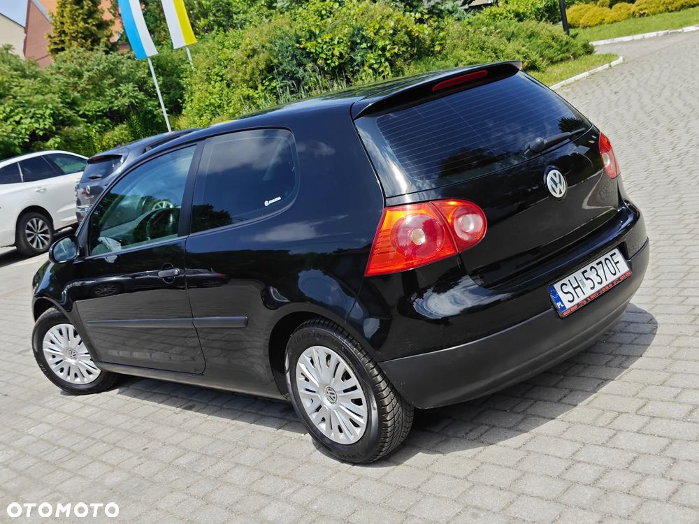 Volkswagen Golf 1.4 FSI Comfortline - 4