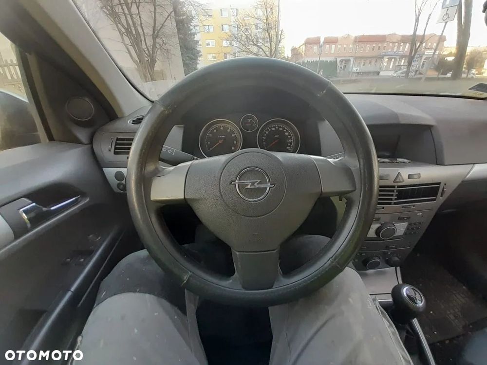 Opel Astra 1.6 - 4