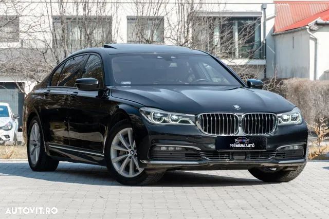 BMW Seria 7 740Le xDrive iPerformance - 3