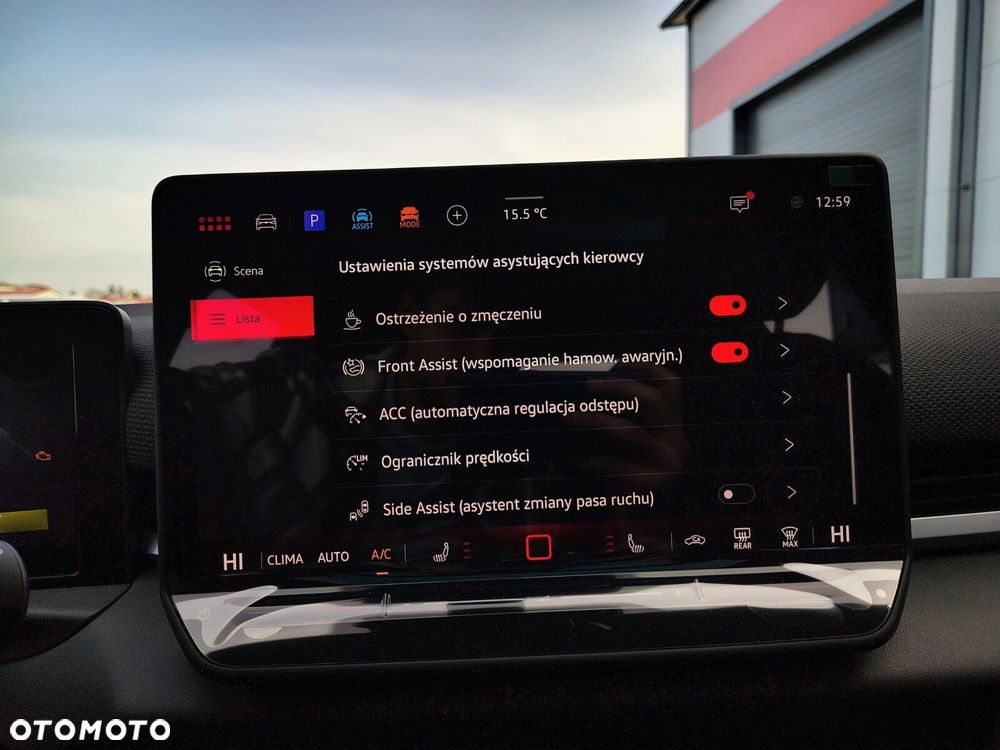 Volkswagen T-Roc - 24