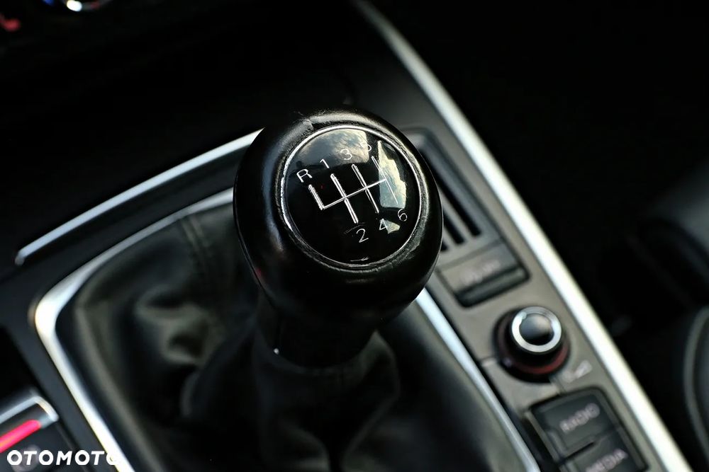 Audi A4 Allroad 2.0 TDI Quattro - 32
