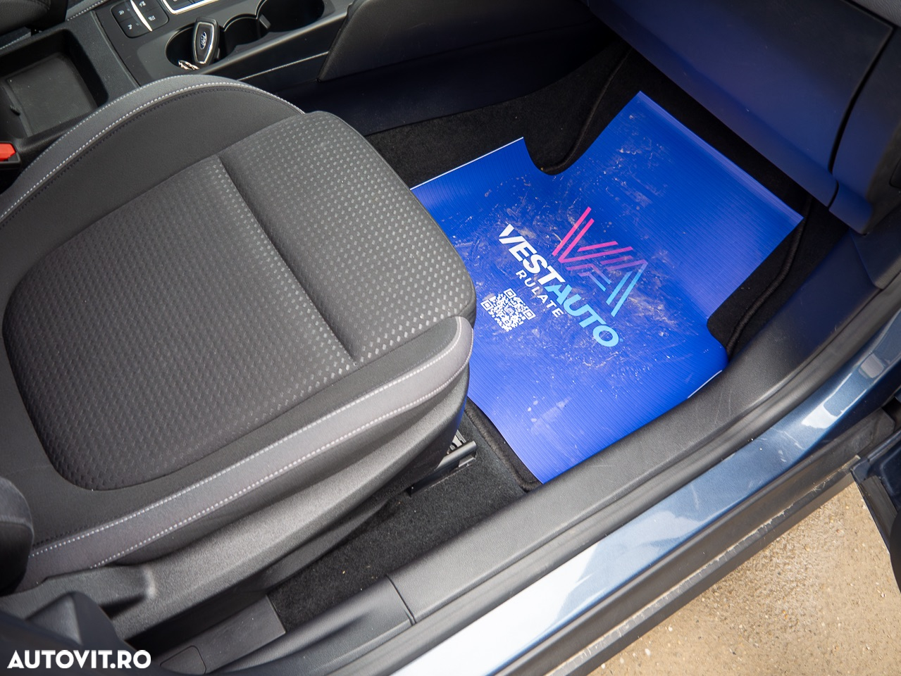 Ford Focus Turnier 1.5 EcoBlue Start-Stopp-System Aut. TITANIUM - 35