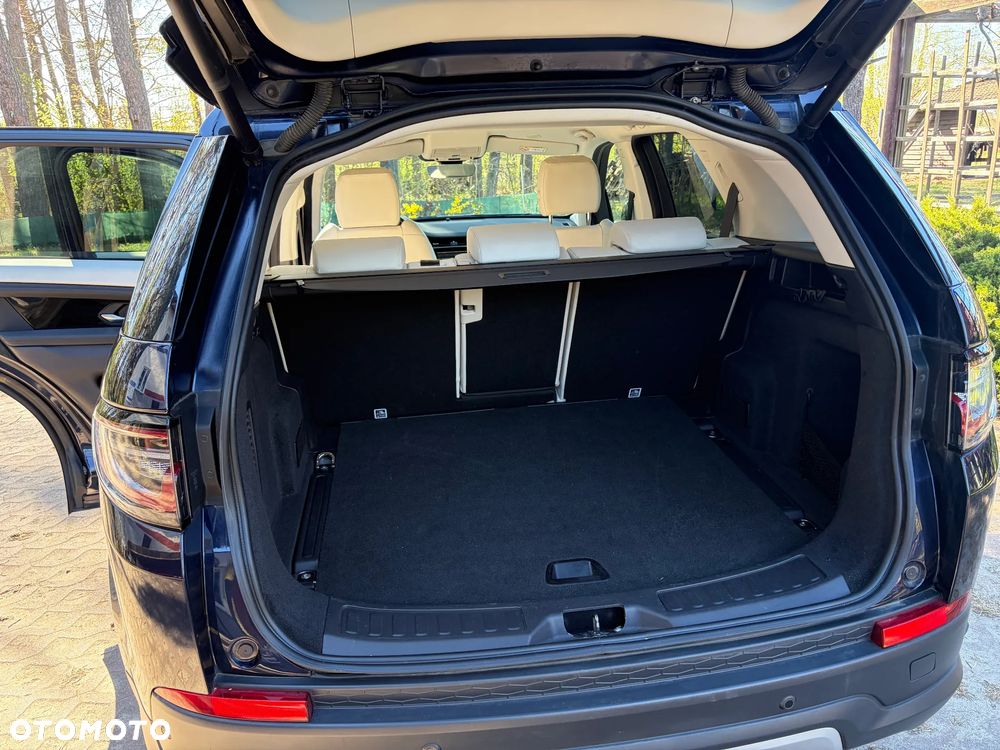 Land Rover Discovery Sport - 12