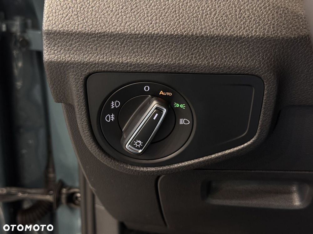 Volkswagen Golf Sportsvan - 17