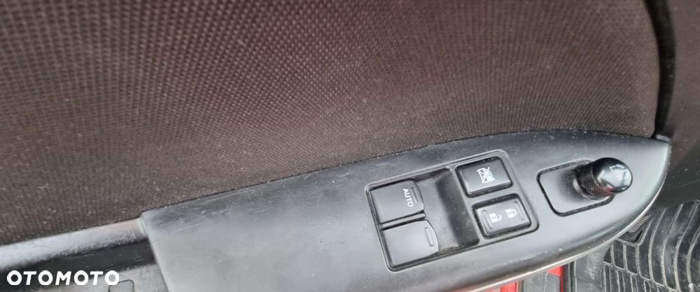 Suzuki Baleno - 12