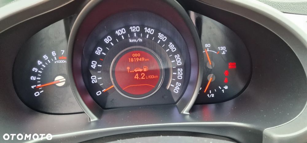 Kia Sportage 1.6 GDI 2WD Dream-Team Edition - 13