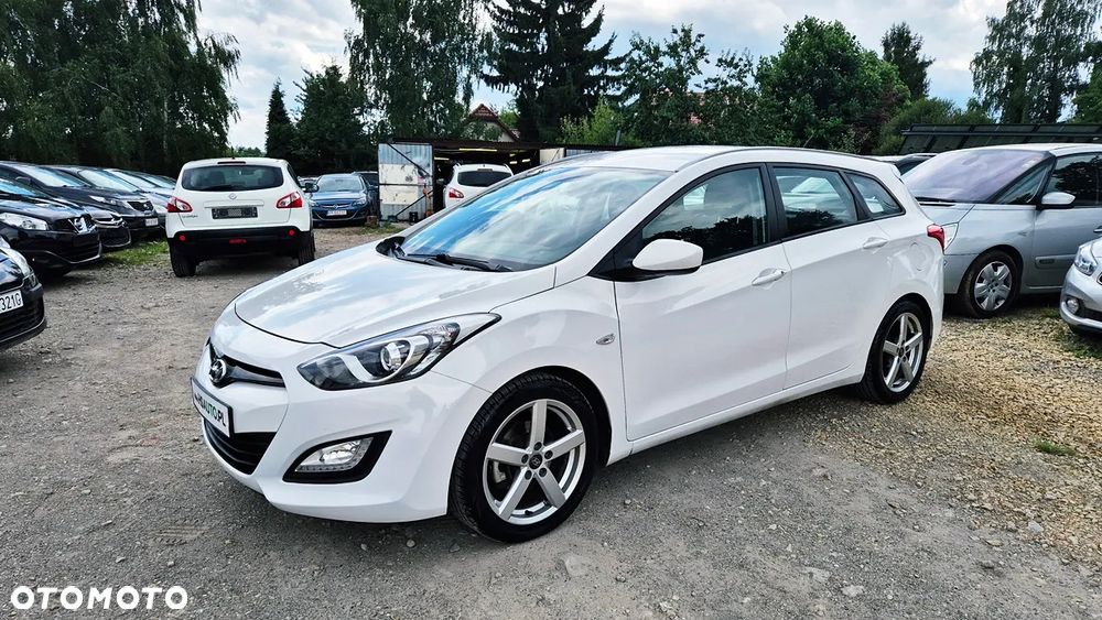 Hyundai i30 1.4 Intro Edition - 25