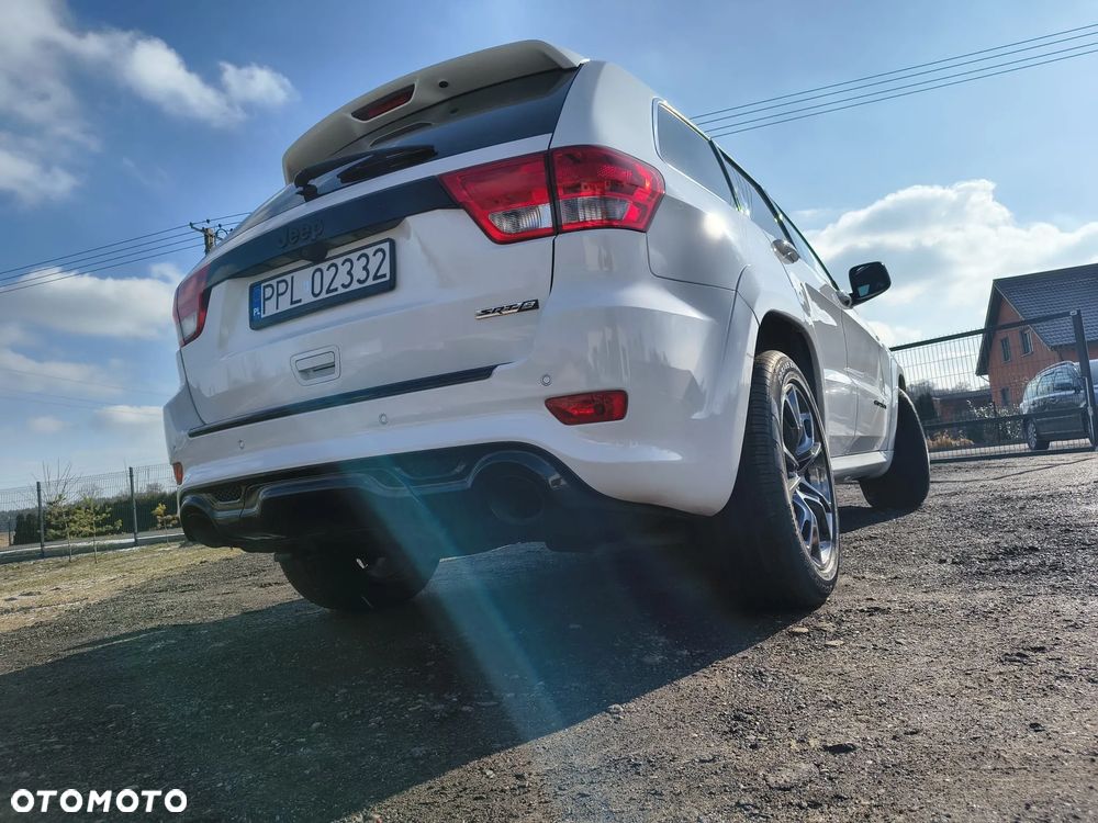 Jeep Grand Cherokee 6.4 V8 SRT8 Alpine - 12