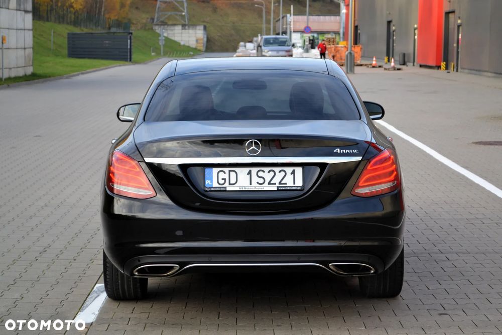 Mercedes-Benz Klasa C 200 4-Matic 7G-TRONIC - 30