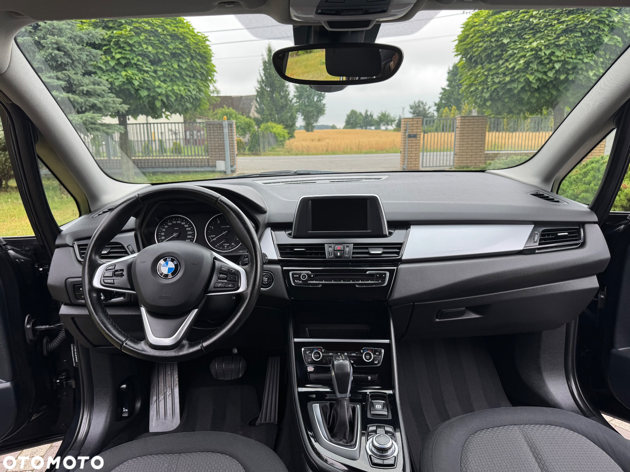 BMW Seria 2 218d Active Tourer - 23