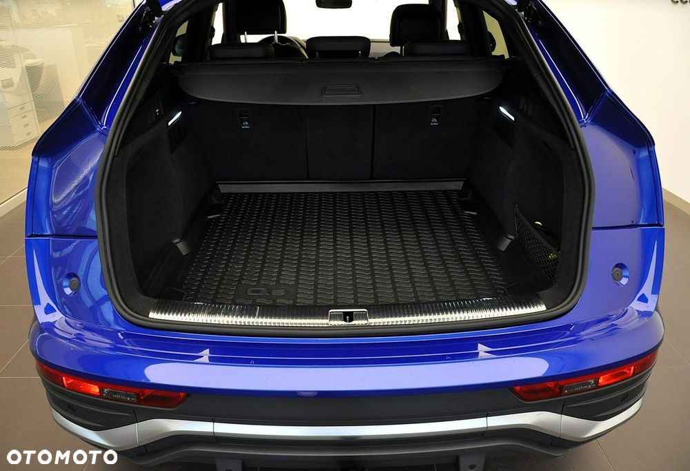 Audi Q5 Sportback - 14