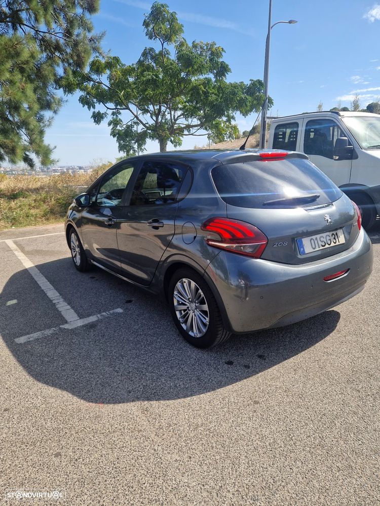 Peugeot 208 1.2 PureTech Style - 5
