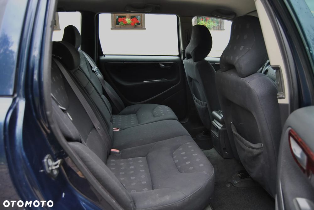 Volvo V70 D5 - 8