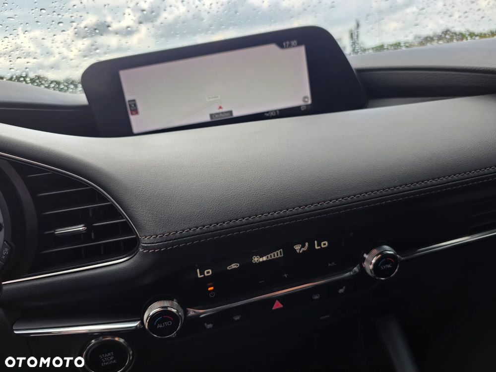 Mazda 3 e-SKYACTIV-G 150 M HYBRID DRIVE HOMURA - 21