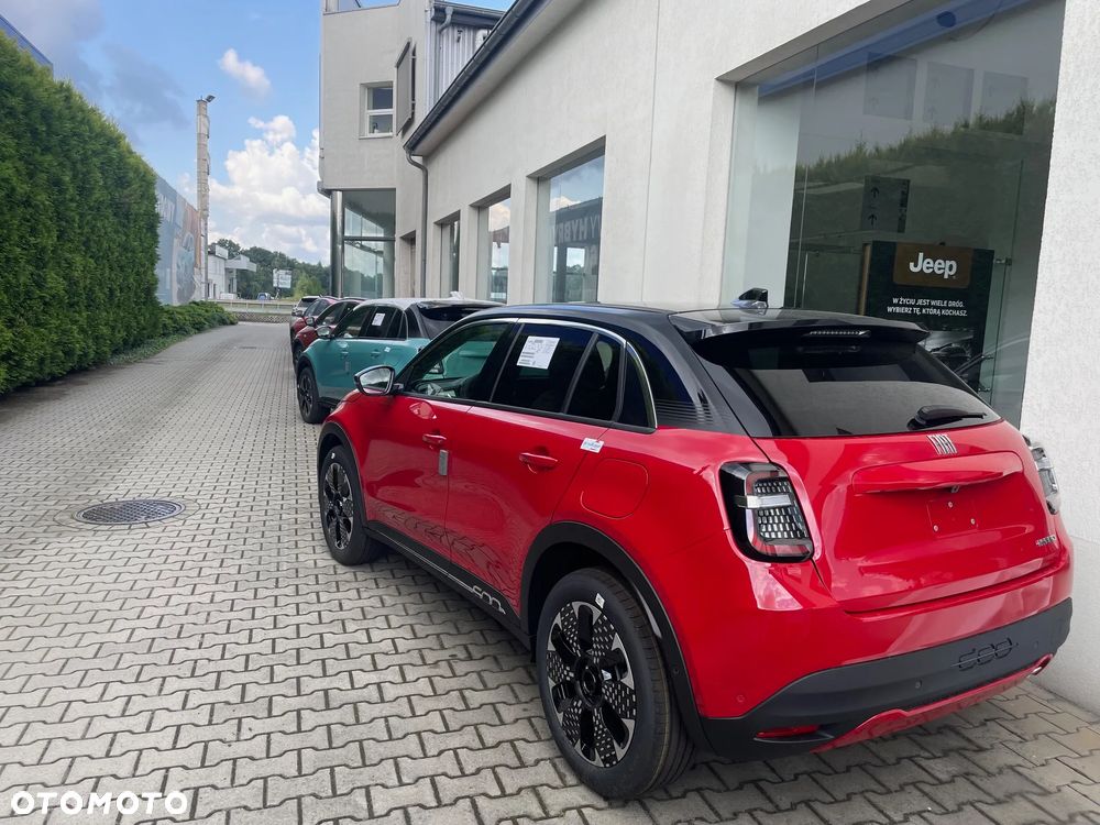 Fiat 600 1.2 Turbo Hybrid La Prima eDCT - 2