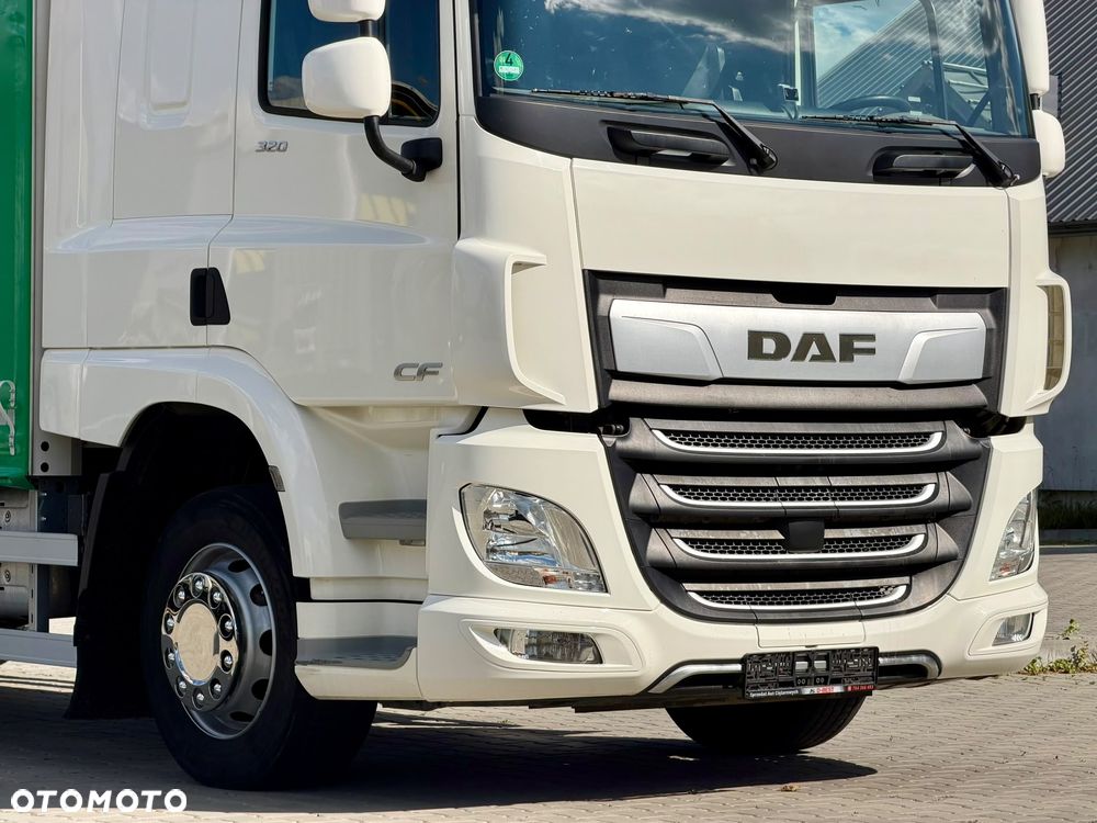 DAF CF 320 / FIRANKA / 18 EUROPALET / 280 TYŚ KM / AUTOMAT / SYPIALKA / DACH ZSUWANY / 2018 ROK - 12