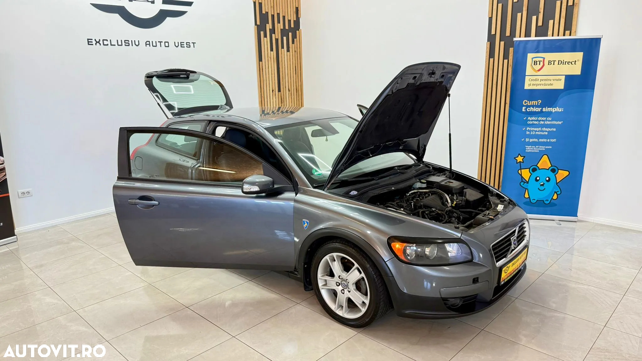Volvo C30 2.0D Summum - 10