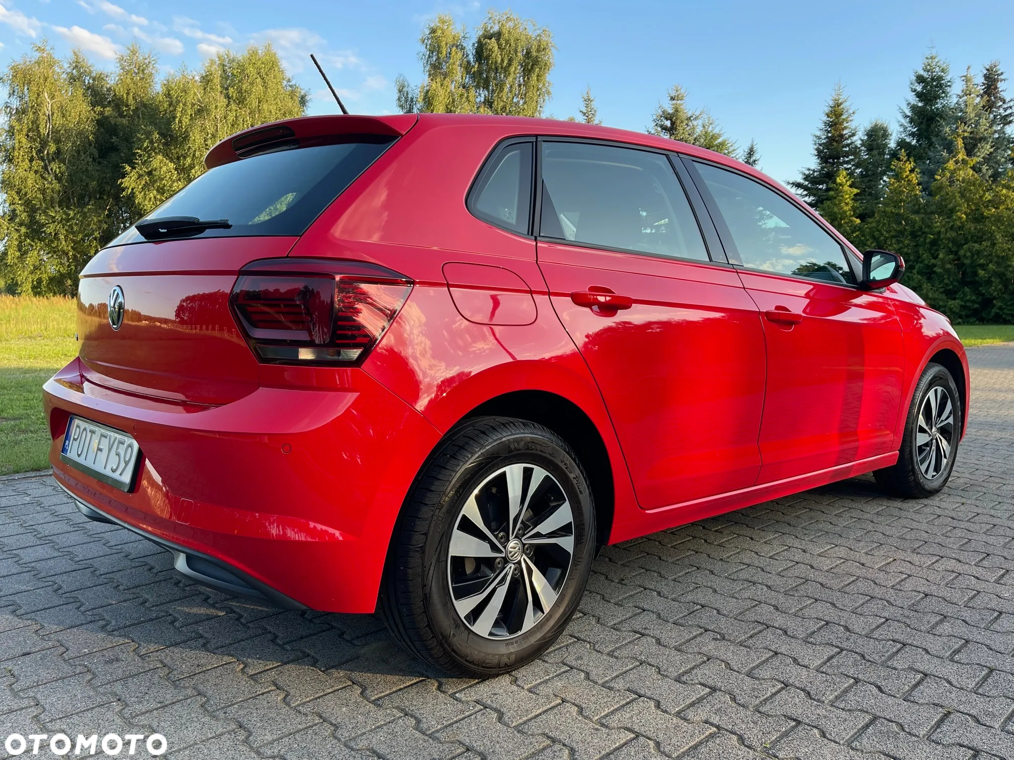 Volkswagen Polo 1.6 TDI SCR Comfortline - 5