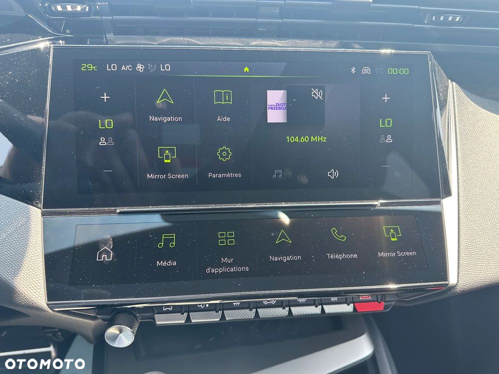 Peugeot 308 1.2 mHEV GT Exclusive S&S e-DCS6 - 10