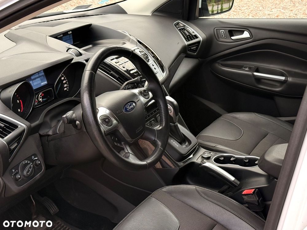 Ford Kuga - 8