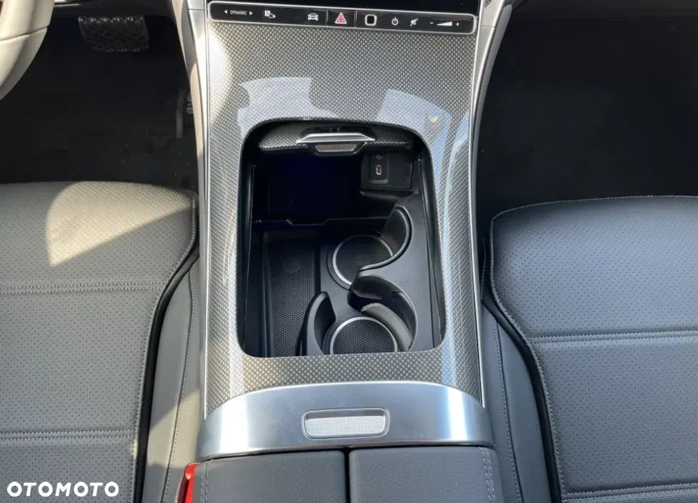 Mercedes-Benz GLC 200 4Matic 9G-TRONIC Avantgarde Advanced - 15
