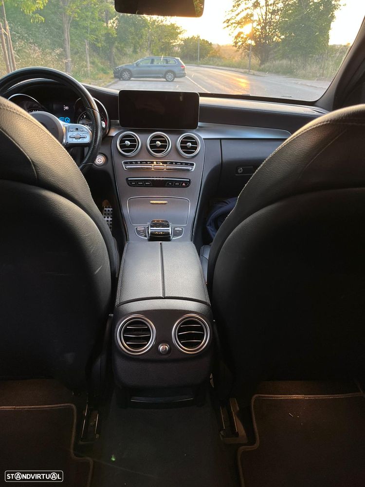 Mercedes-Benz C 300 de AMG Line - 8