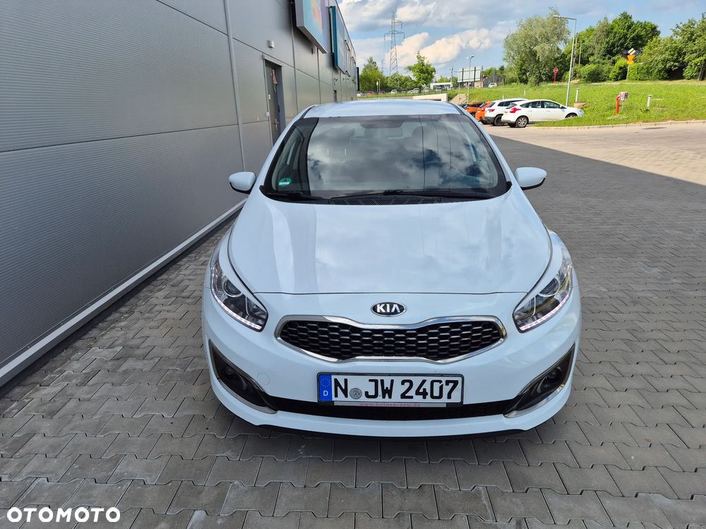 Kia Ceed 1.4 CVVT Dream-Team Edition - 7