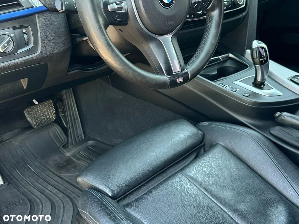 BMW Seria 3 330i xDrive Edition M Sport Shadow - 10