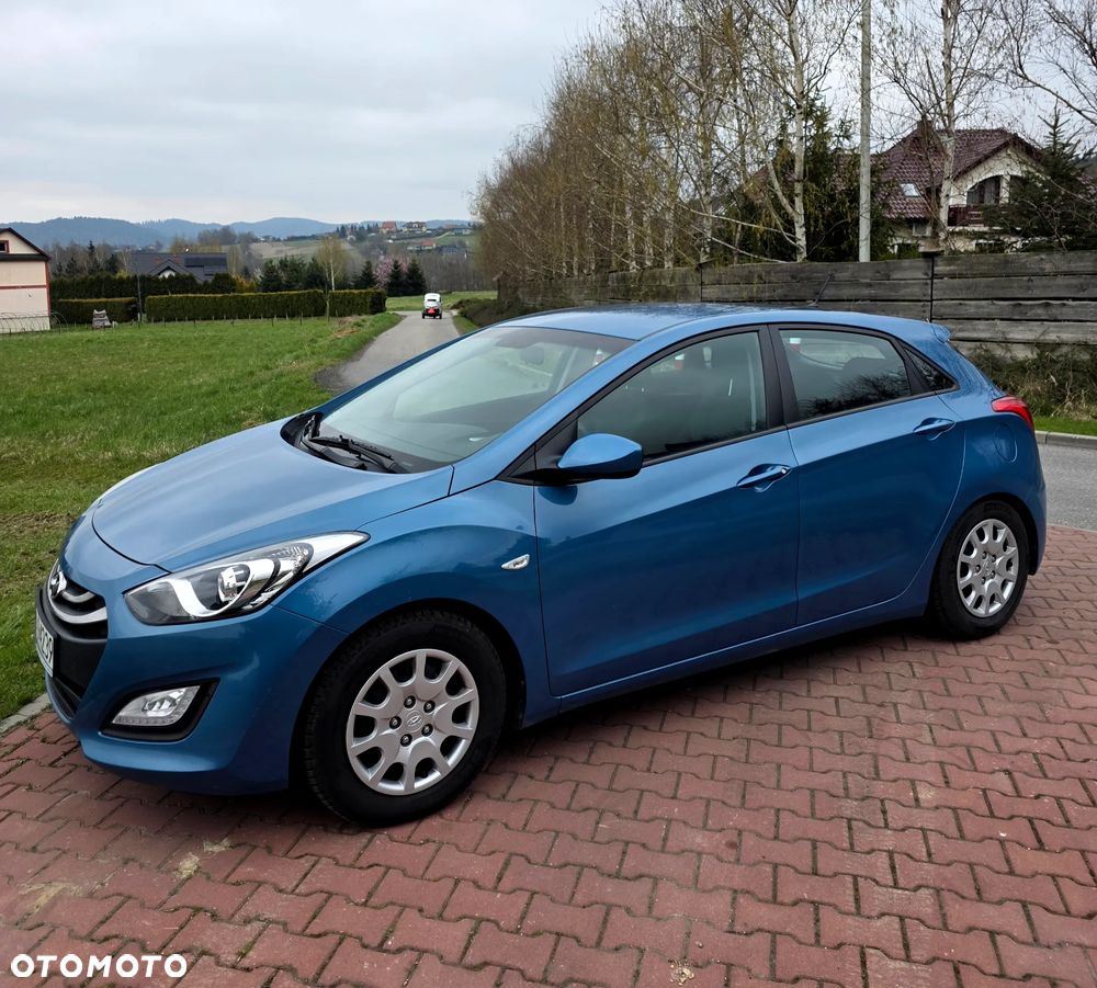 Hyundai i30 1.6 Comfort - 16