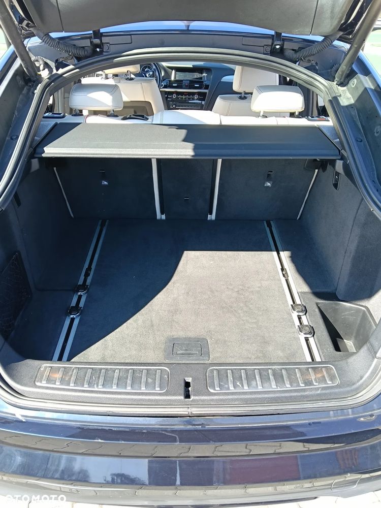 BMW X4 xDrive20d xLine - 15