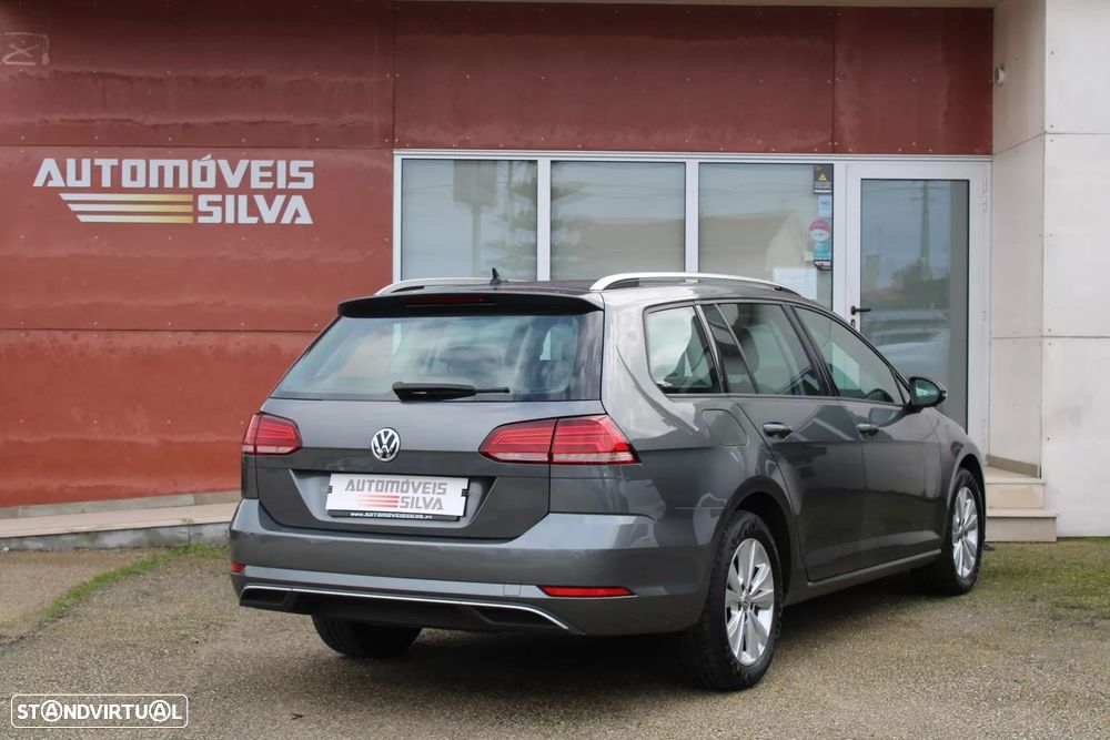 VW Golf Variant 1.6 TDi Confortline - 8