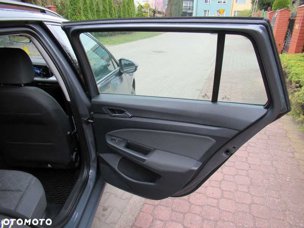 Volkswagen Golf 1.5 TSI EVO Life - 25