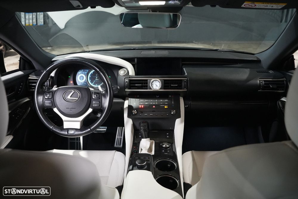 Lexus RC 200t F Sport Plus - 14