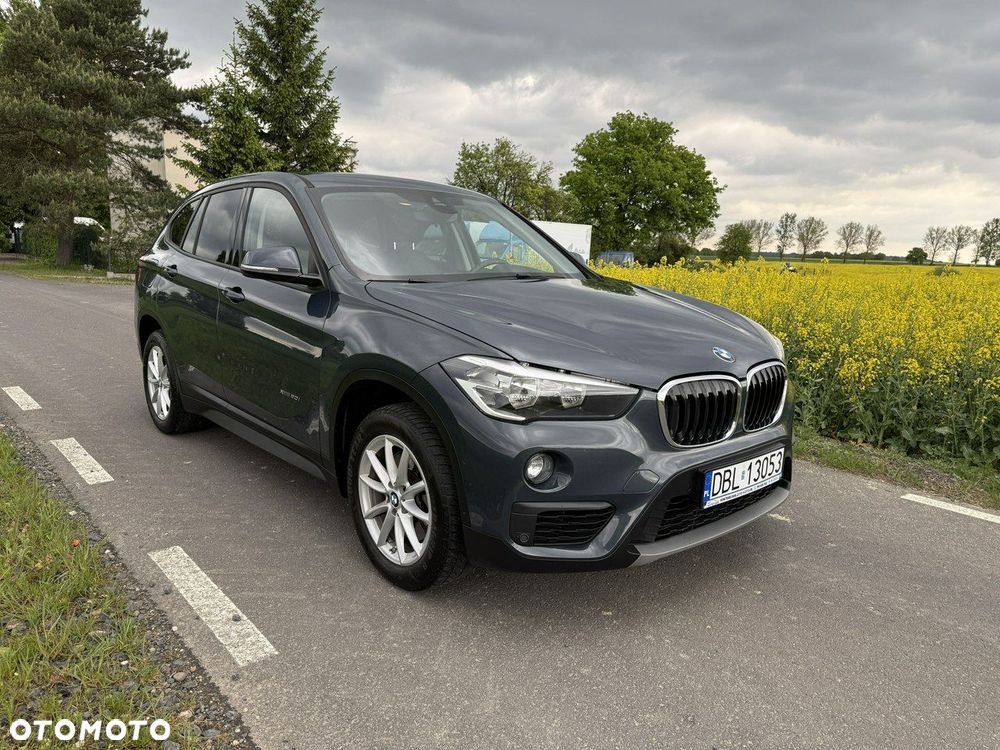 BMW X1 xDrive20i Advantage - 3