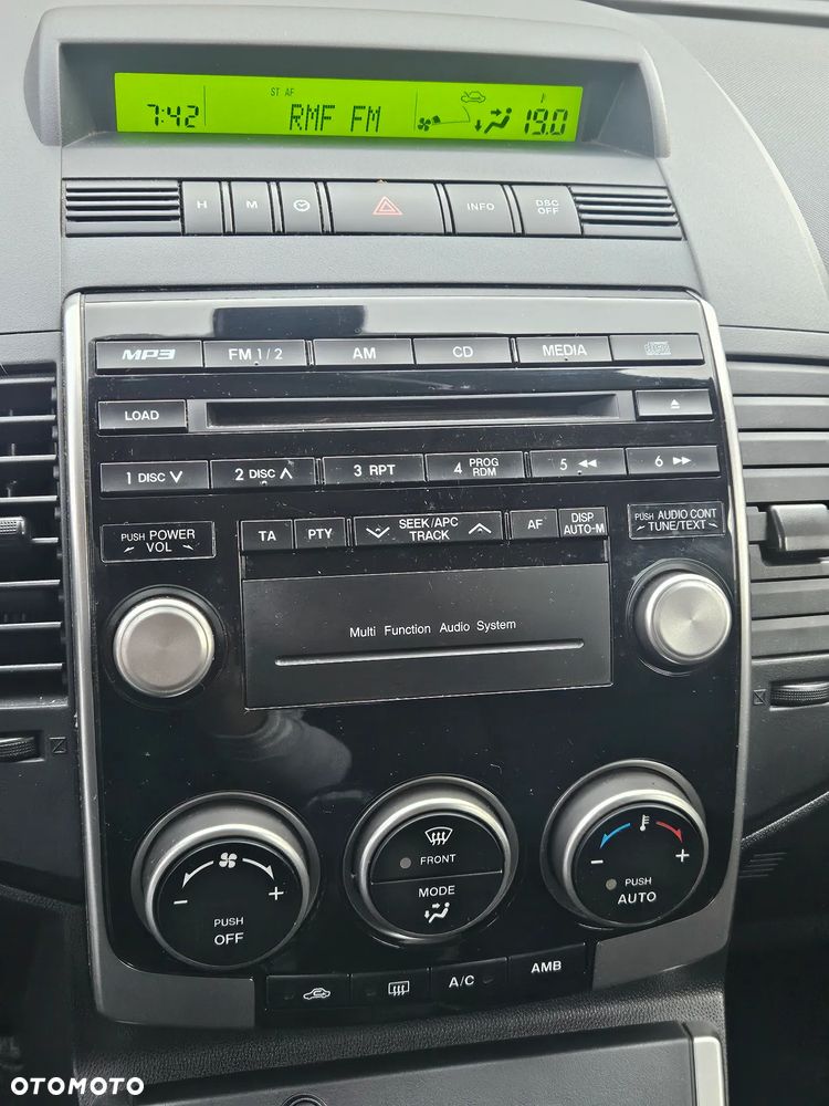 Mazda 5 - 6