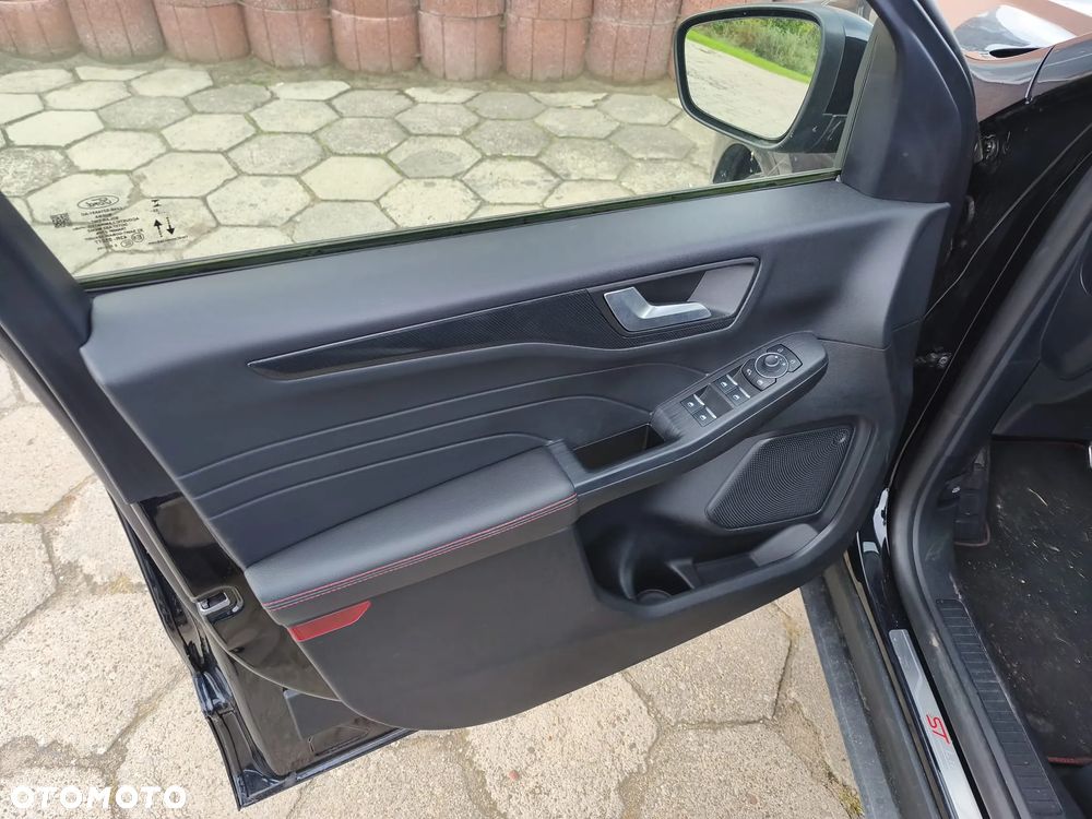 Ford Kuga 2.0 EcoBlue 4x4 ST-LINE X - 15
