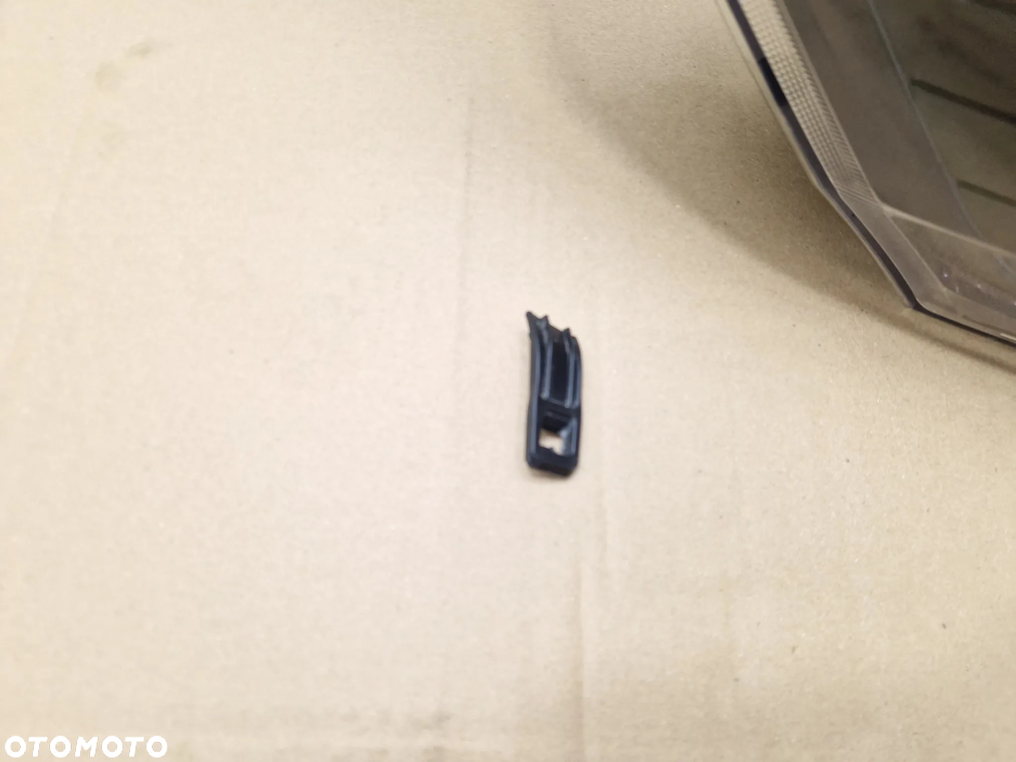 FORD TRANSIT TURNEO CUSTOM LAMPA PRAWA BK21-13W029-BJ - 3