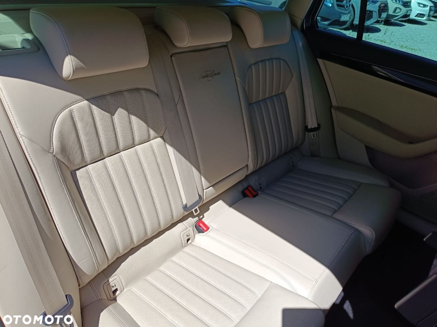 Skoda Superb - 35