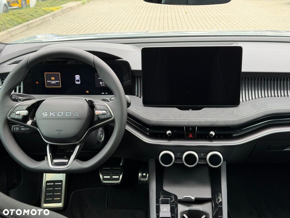 Skoda Superb 2.0 TDI SCR 4x4 Sportline DSG - 12