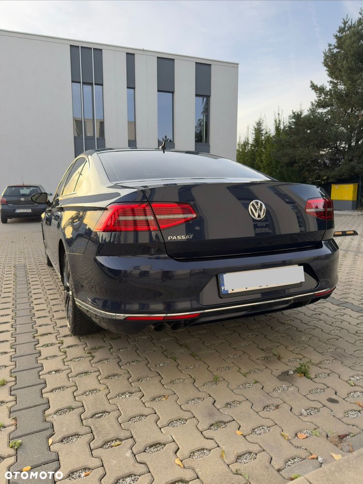 Volkswagen Passat - 5