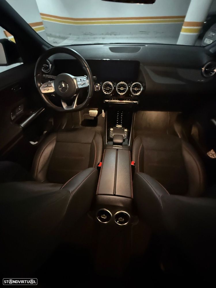 Mercedes-Benz GLA 180 d AMG Line - 11