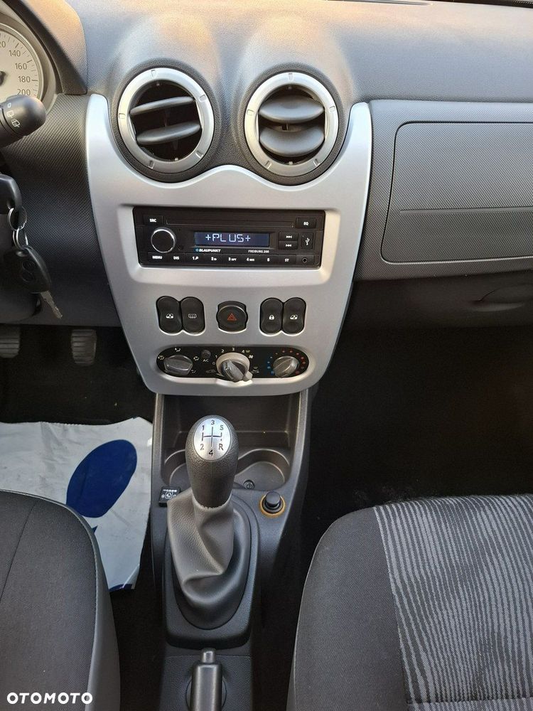 Dacia Logan MCV 1.6 Laureate - 16