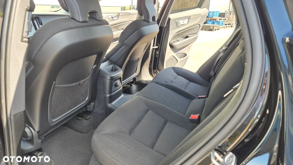 Volvo XC 60 T6 AWD Plug-In Hybrid Inscription Expression - 31