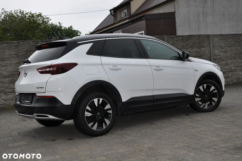 Opel Grandland X 1.5 D Start/Stop Color Line - 11