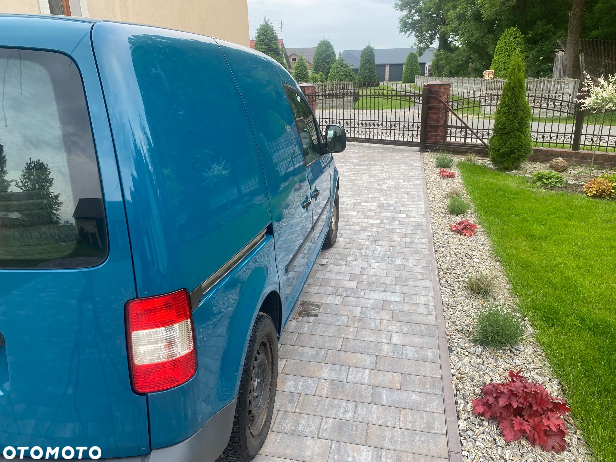 Volkswagen Caddy - 3