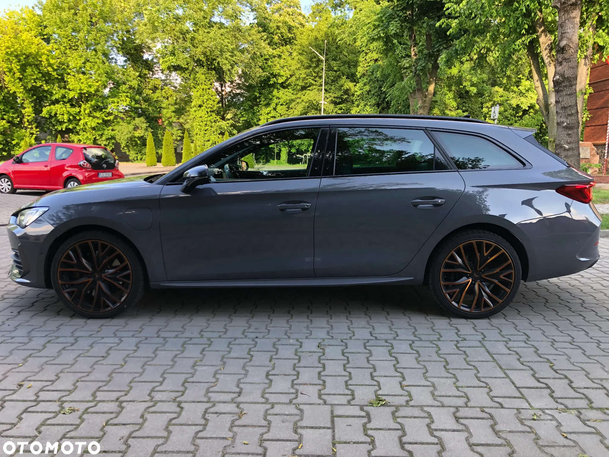 Cupra Leon Sportstourer - 2