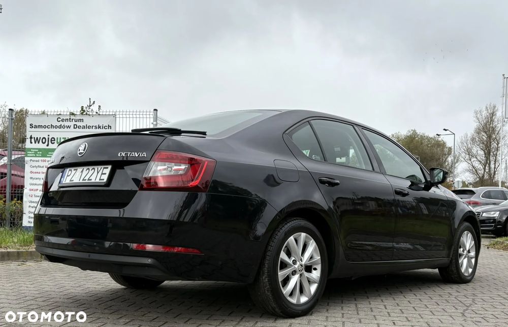 Skoda Octavia 1.5 TSI ACT Ambition - 8