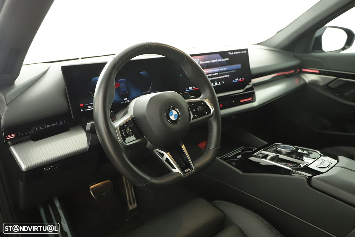 BMW 520 d Pack Desportivo M - 25