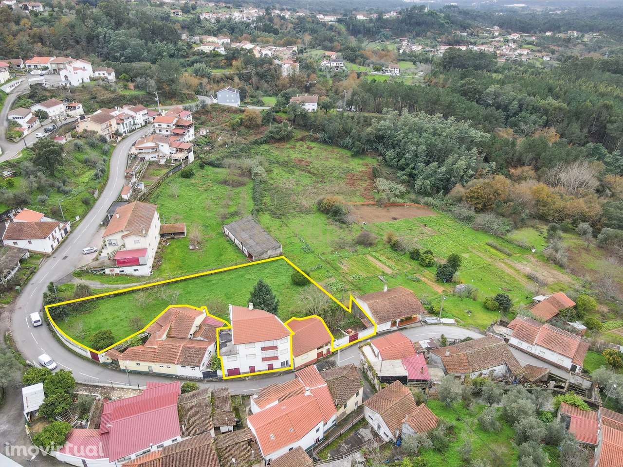 Moradia T4 - C/ terreno - Grande imagem: 3/41