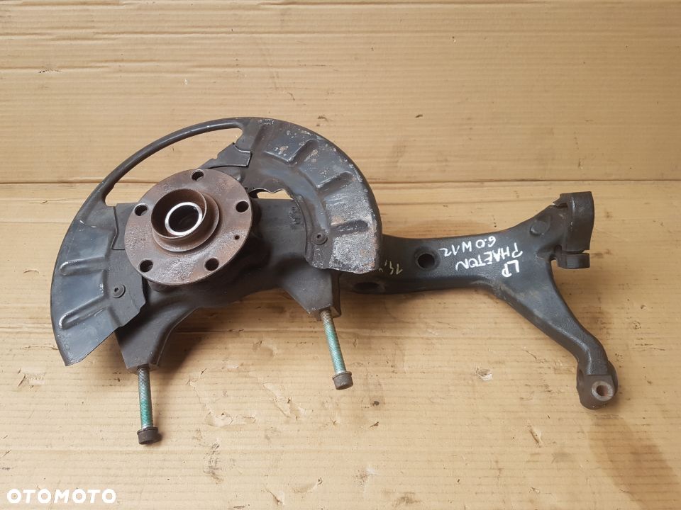 VW Phaeton zwrotnica piasta koła przedniego 6.0 W12 zawieszenie przód - 2